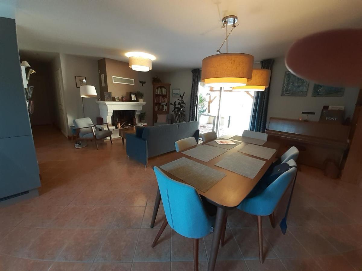 Bed and Breakfast Repos Chez Margot Fajoles Esterno foto